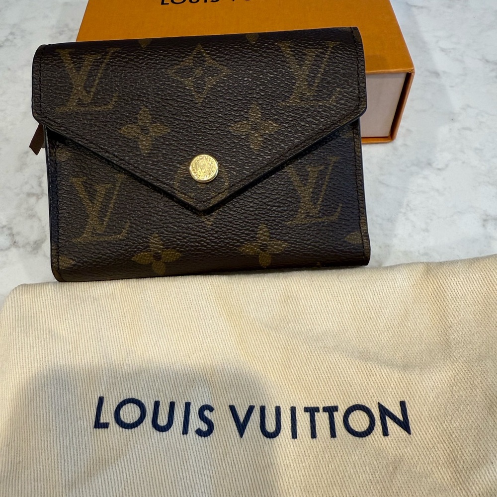 Louis Vuitton Victorine Wallet
